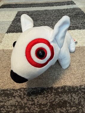 Target Bullseye dog stuffie, EUC!